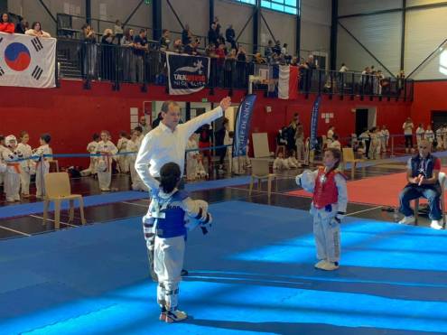 73498030_2576763359083575_4023194680475779072_n