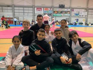 87078443_10215773748445885_296221081201541120_n